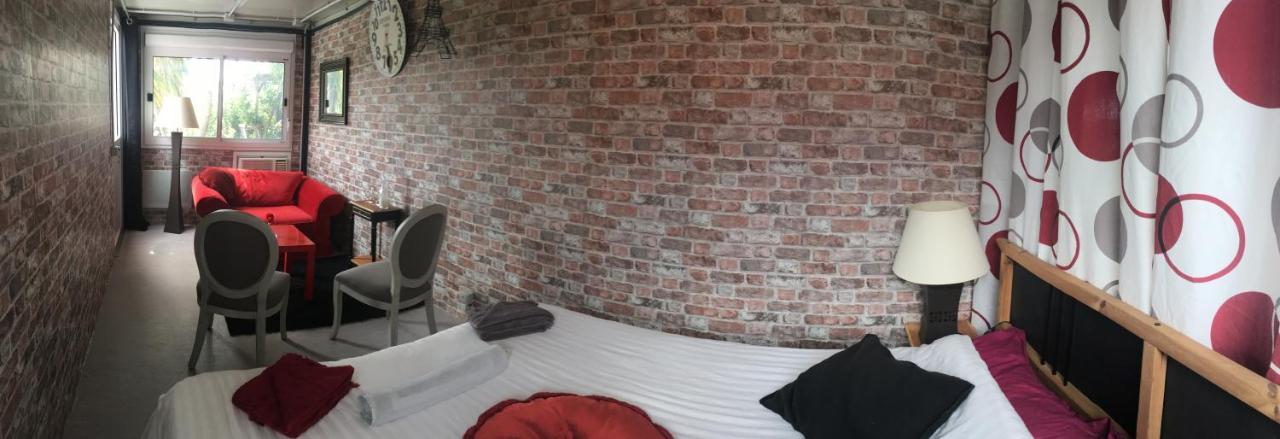 Atelierchic Bed & Breakfast Le Lavandou Luaran gambar